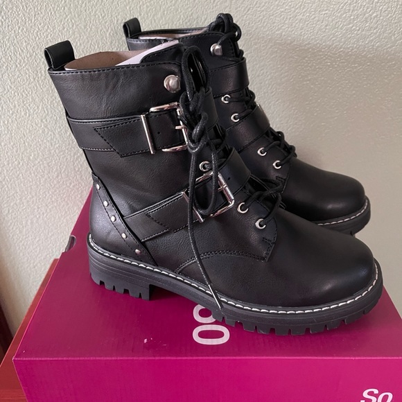 SO Shoes - SO Black Women Boots Size 6.5 Wide New 👢👢